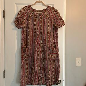 Vintage moo-moo dress with pockets